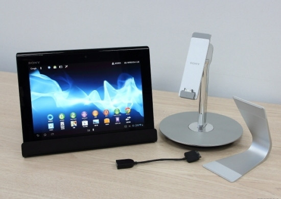 Một số phụ kiện dành cho Xperia Tablet S. Một số phụ kiện dành cho Xperia Tablet S.