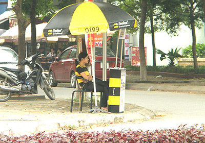 Một số hình ảnh sim Beeline đang phải “bán tống, bán tháo” mà vẫn ế ẩm Một số hình ảnh sim Beeline đang phải “bán tống, bán tháo” mà vẫn ế ẩm