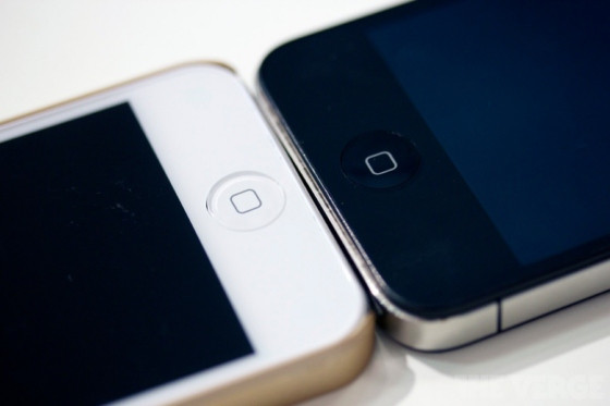 Khoảng cách từ nút Home của iPhone 5 đến đuôi máy cũng ngắn hơn.