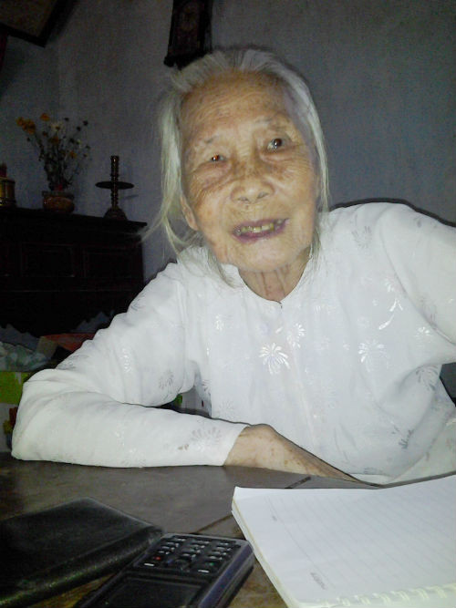 Những thay đổi sau lần "chết đi sống lại" của cụ Sương tạo ra nhiều sự tò mò, hiếu kỳ. Một số đoàn khoa học của nước ngoài từng đến tìm hiểu nhưng vẫn chưa có câu trả lời thỏa đáng