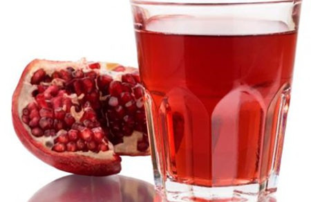 8. Quả lựu: Nước từ lựu giã nhuyễn hoặc ăn sống, đều có tác dụng giảm say tương tự. 8. Quả lựu: Nước từ lựu giã nhuyễn hoặc ăn sống, đều có tác dụng giảm say tương tự.