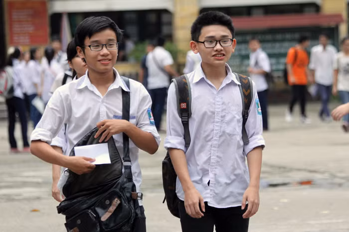 Thi vào lớp 10 Hà Nội: Nhiều thí sinh “mắc lừa” câu hình học ảnh 1