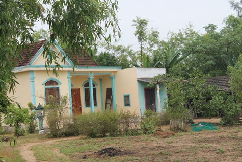 Căn nhà của đối tượng Hậu hiện trường nơi xảy ra vụ án nhẫn tâm trên từ ngày xảy ra chuyện động trời trên luôn trong tình trạng cửa đóng then cài