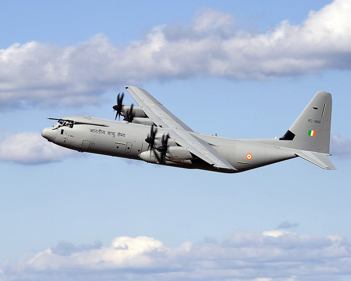 Máy bay vận tải chiến thuật C-130J Super Hercules của Ấn Độ, mua của Mỹ Máy bay vận tải chiến thuật C-130J Super Hercules của Ấn Độ, mua của Mỹ