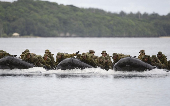 Nhật-Mỹ lần đầu tiên diễn tập đoạt đảo liên hợp.