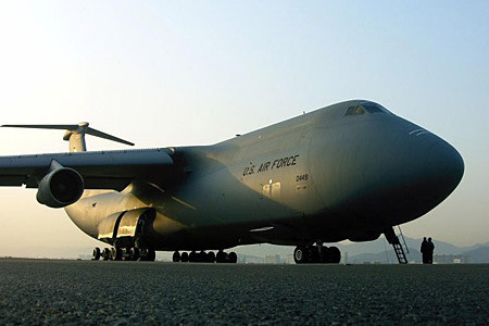Máy bay vận tải tầm xa C-5 Galaxy Mỹ Máy bay vận tải tầm xa C-5 Galaxy Mỹ