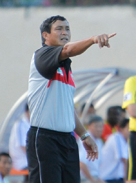 HLV Mai Đức Chung vừa tiết lộ sẽ sang tu nghiệp tại Slovakia trong thời gian tới HLV Mai Đức Chung vừa tiết lộ sẽ sang tu nghiệp tại Slovakia trong thời gian tới