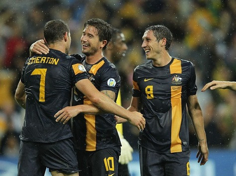 Đánh bại Ả rập Saudi, ĐT Australia giành ngôi đầu bảng D Đánh bại Ả rập Saudi, ĐT Australia giành ngôi đầu bảng D