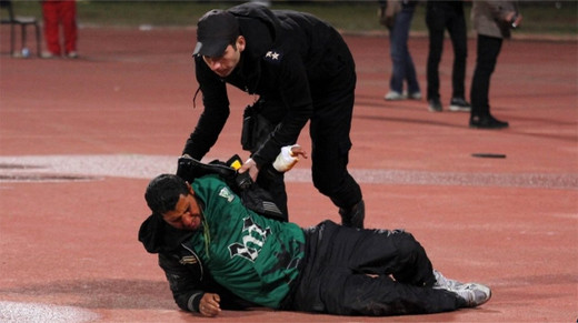 BTC giải VĐQG Ai Cập đã tiến hành đình chỉ vô thời hạn giải đấu. Thậm chí đã có những đội bóng xin rút khỏi giải. BTC giải VĐQG Ai Cập đã tiến hành đình chỉ vô thời hạn giải đấu. Thậm chí đã có những đội bóng xin rút khỏi giải.