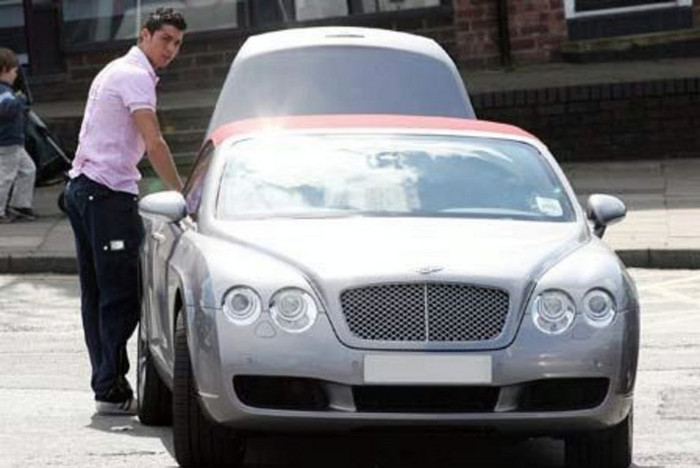 Chiếc Bentley Continental GTC, 560 mã lực Chiếc Bentley Continental GTC, 560 mã lực