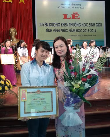 Quyết định làm mát lòng hàng ngàn giáo viên của cô thủ khoa khối C ảnh 2 Quyết định làm mát lòng hàng ngàn giáo viên của cô thủ khoa khối C ảnh 2