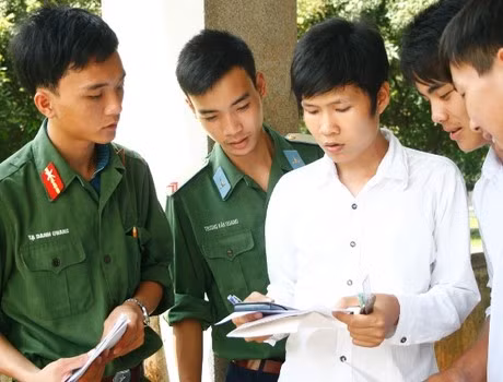 Công bố điểm chuẩn vào các trường quân đội ảnh 1