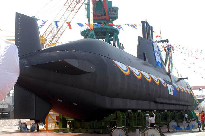 Tàu ngầm thông thường AIP Type 214 của Hải quân Hàn Quốc Tàu ngầm thông thường AIP Type 214 của Hải quân Hàn Quốc