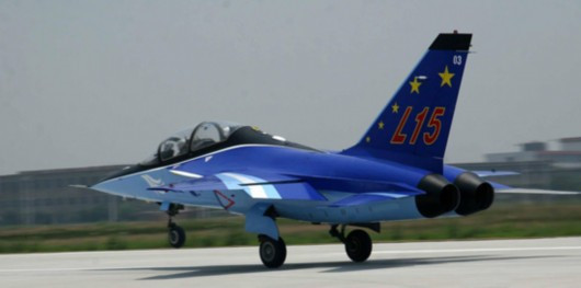 Máy bay huấn luyện L-15 do Trung Quốc chế tạo Máy bay huấn luyện L-15 do Trung Quốc chế tạo