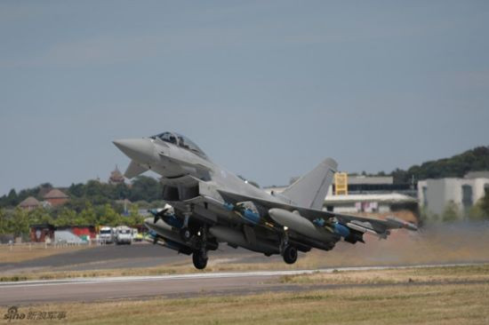 Máy bay chiến đấu Typhoon châu Âu Máy bay chiến đấu Typhoon châu Âu