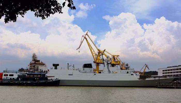 Tàu hộ vệ hạng nhẹ Type 056 mới, có khả năng biên chế thêm cho Hạm đội Nam Hải trong thời gian tới, triển khai ở Biển Đông (nguồn mạng sina Trung Quốc).