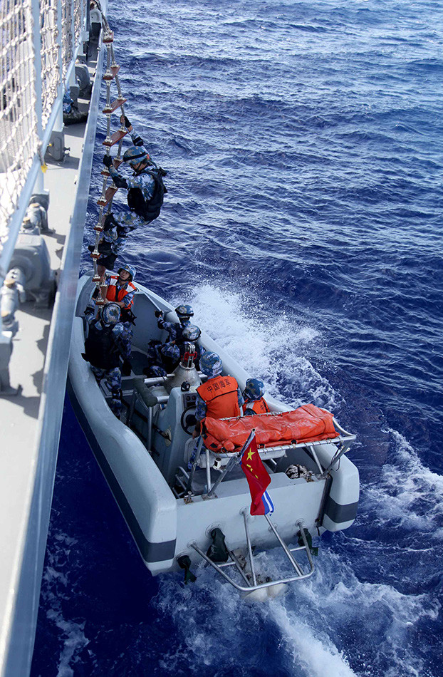 Binh sĩ đặc nhiệm Trung Quốc tham gia diễn tập "Vành đai Thái Bình Dương 2014" Binh sĩ đặc nhiệm Trung Quốc tham gia diễn tập "Vành đai Thái Bình Dương 2014"