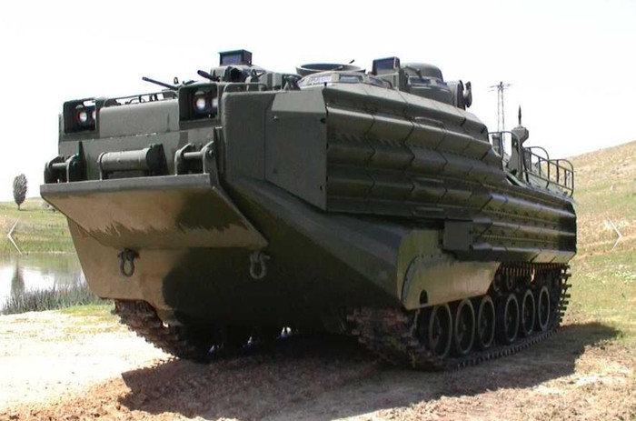 Xe chiến đấu đổ bộ AAV7 do Mỹ chế tạo Xe chiến đấu đổ bộ AAV7 do Mỹ chế tạo