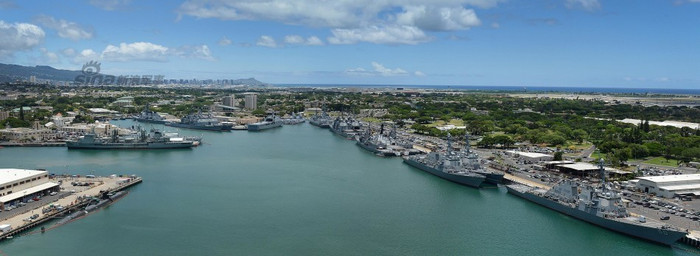 Tàu chiến các nước đậu ở Trân Châu Cảng để tham gia diễn tập quân sự trên biển đa quốc gia &quot;Vành đai Thái Bình Dương 2014&quot;.