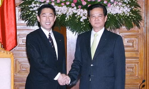 Ngày 1 tháng 8 năm 2014, Thủ tướng Nguyễn Tấn Dũng tiếp Ngoại trưởng Nhật Bản Fumio Kishida