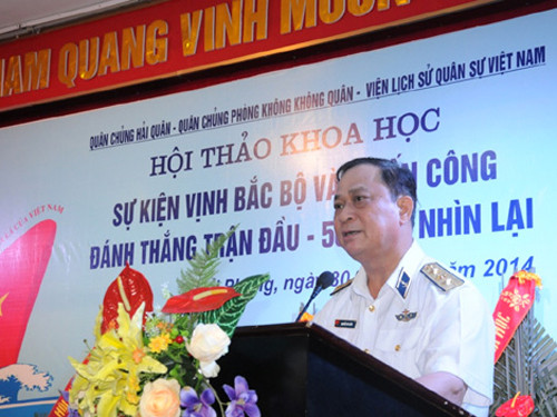Ngày 30 tháng 7 năm 2014, tại Hội thảo khoa học mang tên "Sự kiện vịnh Bắc Bộ và chiến công đánh thắng trận đầu - 50 năm nhìn lại" (8/1964 - 8/2014), Thứ trưởng Bộ Quốc phòng, Tư lệnh Hải quân Việt Nam, Đô đốc Nguyễn Văn Hiến nhấn mạnh: Trong thời gian tới, Quân chủng tiếp tục phát huy sức mạnh tổng hợp, xây dựng thế trận quốc phòng toàn dân, sẵn sàng đánh bại các cuộc tiến công trên biển; làm tốt công tác tuyên truyền biển, đảo và công tác dân vận trên địa bàn đóng quân, xây dựng mối quan hệ đoàn kết, gắn bó máu thịt với nhân dân; tiếp tục đẩy mạnh việc học tập và làm theo tấm gương đạo đức Hồ Chí Minh gắn với việc triển khai các cuộc vận động, các khâu đột phá và dứt điểm của Quân chủng, của các cấp, các ngành; tiếp tục hoàn chỉnh các phương án bảo vệ vùng trời, vùng biển, hải đảo, thềm lục địa của Tổ quốc, sẵn sàng chiến đấu và chiến thắng trong mọi tình huống. Ngày 30 tháng 7 năm 2014, tại Hội thảo khoa học mang tên "Sự kiện vịnh Bắc Bộ và chiến công đánh thắng trận đầu - 50 năm nhìn lại" (8/1964 - 8/2014), Thứ trưởng Bộ Quốc phòng, Tư lệnh Hải quân Việt Nam, Đô đốc Nguyễn Văn Hiến nhấn mạnh: Trong thời gian tới, Quân chủng tiếp tục phát huy sức mạnh tổng hợp, xây dựng thế trận quốc phòng toàn dân, sẵn sàng đánh bại các cuộc tiến công trên biển; làm tốt công tác tuyên truyền biển, đảo và công tác dân vận trên địa bàn đóng quân, xây dựng mối quan hệ đoàn kết, gắn bó máu thịt với nhân dân; tiếp tục đẩy mạnh việc học tập và làm theo tấm gương đạo đức Hồ Chí Minh gắn với việc triển khai các cuộc vận động, các khâu đột phá và dứt điểm của Quân chủng, của các cấp, các ngành; tiếp tục hoàn chỉnh các phương án bảo vệ vùng trời, vùng biển, hải đảo, thềm lục địa của Tổ quốc, sẵn sàng chiến đấu và chiến thắng trong mọi tình huống.