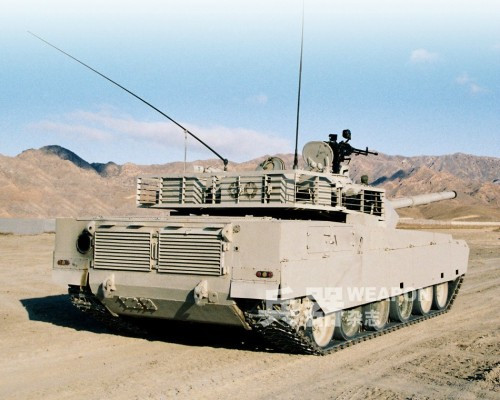 Xe tăng chiến đấu MBT-3000 Trung Quốc dùng cho xuất khẩu