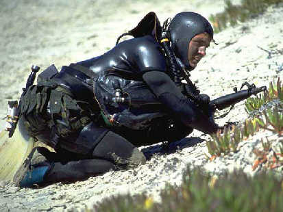 Binh sĩ lực lượng Navy Seals Binh sĩ lực lượng Navy Seals