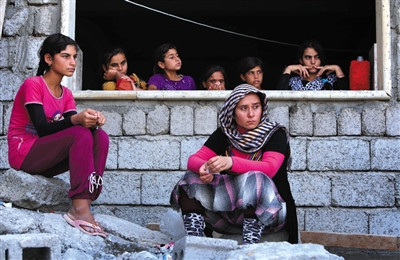 Người dân tộc thiểu số Yazidi của Iraq gần đây bị tàn sát Người dân tộc thiểu số Yazidi của Iraq gần đây bị tàn sát