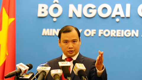 Ngày 7 tháng 8 năm 2014, người phát ngôn Bộ Ngoại giao Việt Nam Lê Hải Bình tuyên bố: Việt Nam có chủ quyền không tranh cãi đối với hai quần đảo Hoàng Sa và Trường Sa. Vì vậy mọi hoạt động của Trung Quốc ở hai quần đảo đều là bất hợp pháp và vô giá trị Ngày 7 tháng 8 năm 2014, người phát ngôn Bộ Ngoại giao Việt Nam Lê Hải Bình tuyên bố: Việt Nam có chủ quyền không tranh cãi đối với hai quần đảo Hoàng Sa và Trường Sa. Vì vậy mọi hoạt động của Trung Quốc ở hai quần đảo đều là bất hợp pháp và vô giá trị