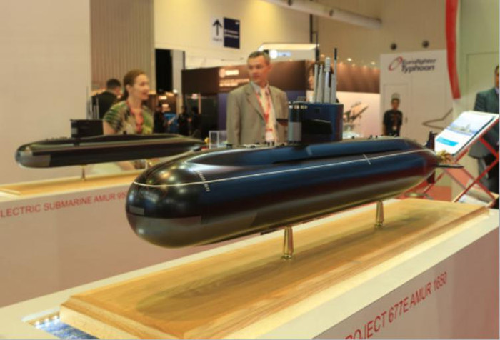 Mô hình tàu ngầm Amur-1650 Nga Mô hình tàu ngầm Amur-1650 Nga