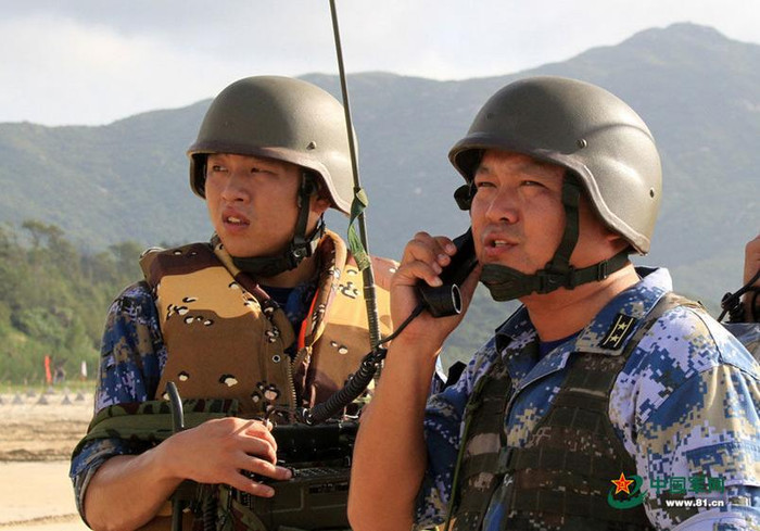 Hạm đội Nam Hải, Hải quân Trung Quốc tập trận đổ bộ quy mô lớn trên Biển Đông (nguồn báo Phượng Hoàng, Hồng Kông ngày 26 tháng 8 năm 2014)