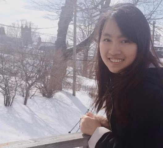 Khánh Ngọc đang theo học tại trường nội trú Gould Academy.