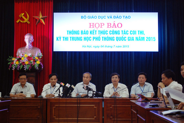 Bộ GD&amp;ĐT đang tổ chức họp báo tổng kết Kỷ thi THPT Quốc gia. Ảnh Xuân Trung