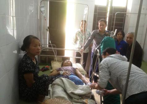 Đến chiều ngày 17/4 sau khi được phẫu thuật chị Vỹ đã qua cơn nguy kịch. Đến chiều ngày 17/4 sau khi được phẫu thuật chị Vỹ đã qua cơn nguy kịch.