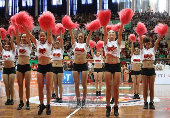 Cùng chiêm ngưỡng vẻ mạnh mẽ và quyến rũ của các hoạt náo viên Sài Gòn Heat