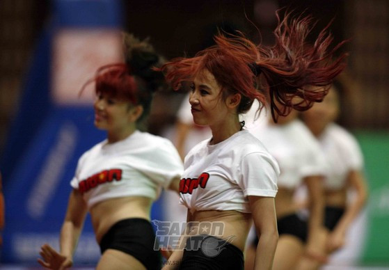 Cùng chiêm ngưỡng vẻ mạnh mẽ và quyến rũ của các hoạt náo viên Sài Gòn Heat