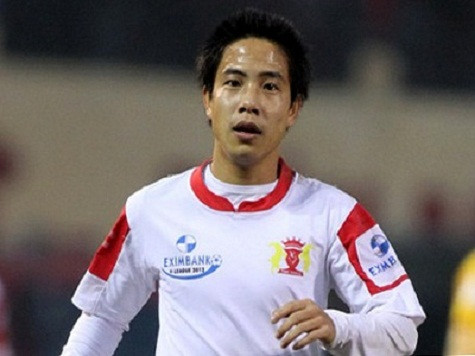 Danh Ngọc đã bị xử phạt thích đáng với hành vi vô văn hóa trên sân cỏ