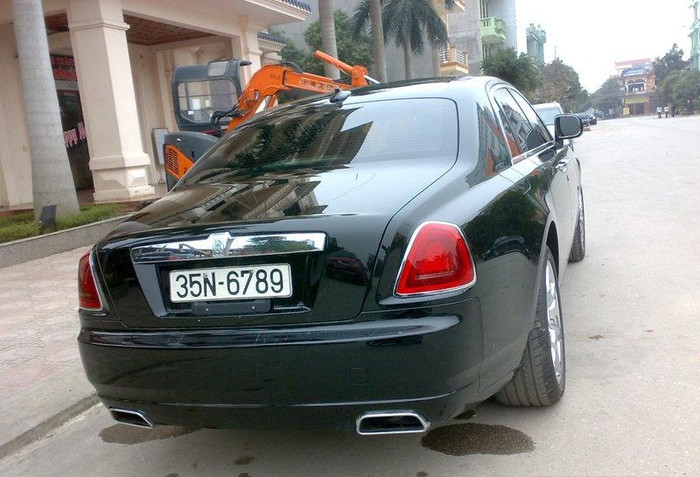 Chiếc Roll-Royce Ghost cũng là một siêu xe thuộc sở hữu của tập đoàn Xuân Thành, chiếc siêu xe này thường gia đình ông Nguyễn Đức Thụy sử dụng trong mục đích công việc và du lịch. Chiếc Roll-Royce Ghost cũng là một siêu xe thuộc sở hữu của tập đoàn Xuân Thành, chiếc siêu xe này thường gia đình ông Nguyễn Đức Thụy sử dụng trong mục đích công việc và du lịch.