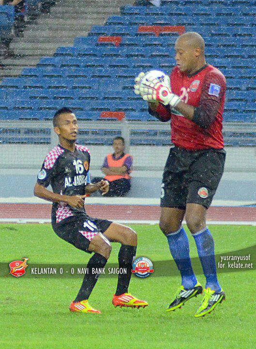 Sau đó, Kelantan đã có nhiều pha phản công sắc bén nhưng những cú dứt điểm của họ đã không thể chiến thắng được thủ thành Phan Văn Santos bên phí N. Sài Gòn. Sau đó, Kelantan đã có nhiều pha phản công sắc bén nhưng những cú dứt điểm của họ đã không thể chiến thắng được thủ thành Phan Văn Santos bên phí N. Sài Gòn.