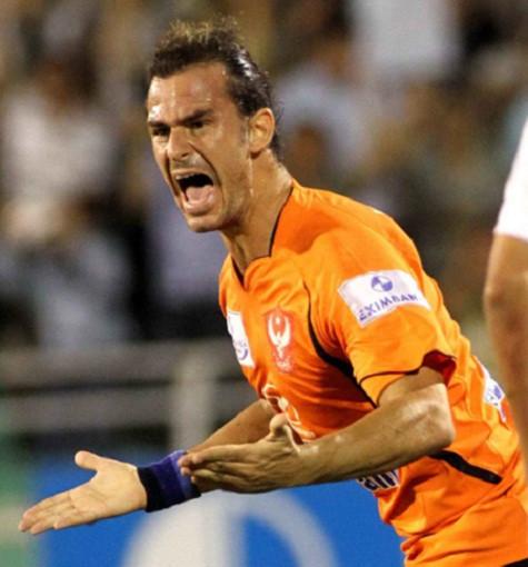 Tiền đạo Huỳnh Kesley đã có một trận đấu bùng nổ khiến Công Vinh, Timothy, Thành Lương hoàn toàn bị lu mờ