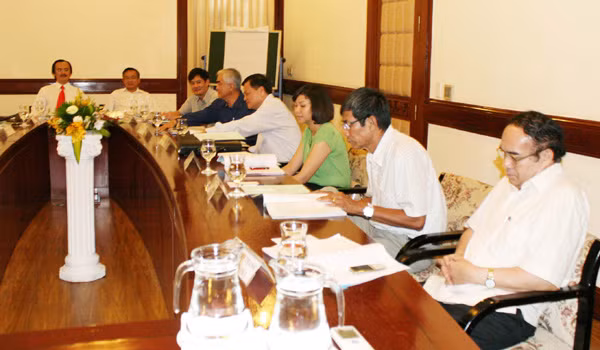 Thứ ba, nhất trí về chủ trương thành lập Ban đạo đức, tiếp tục hoàn thiện các quy chế liên quan đến hoạt động của Ban đạo đức. Thứ ba, nhất trí về chủ trương thành lập Ban đạo đức, tiếp tục hoàn thiện các quy chế liên quan đến hoạt động của Ban đạo đức.