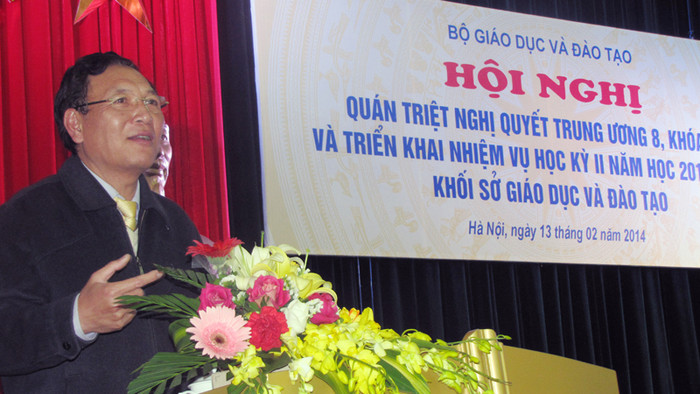 Bộ trưởng Phạm Vũ Luận trao đổi với lãnh đạo các Sở GD&ĐT về tinh thần của Nghị quyết Trung ương 8. Ảnh Xuân Trung Bộ trưởng Phạm Vũ Luận trao đổi với lãnh đạo các Sở GD&ĐT về tinh thần của Nghị quyết Trung ương 8. Ảnh Xuân Trung
