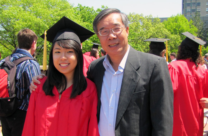 ÔngTrần Đức Cảnh, từng là Giám Đốc Chương trình Đào tạo và Phát triển Nguồn Nhân lực cho Bang Massachusetts (Mỹ), và thành viên của Hội Đồng Liên Trường Đại Học Vùng Đông Bắc Bang Massachusetts. ÔngTrần Đức Cảnh, từng là Giám Đốc Chương trình Đào tạo và Phát triển Nguồn Nhân lực cho Bang Massachusetts (Mỹ), và thành viên của Hội Đồng Liên Trường Đại Học Vùng Đông Bắc Bang Massachusetts.