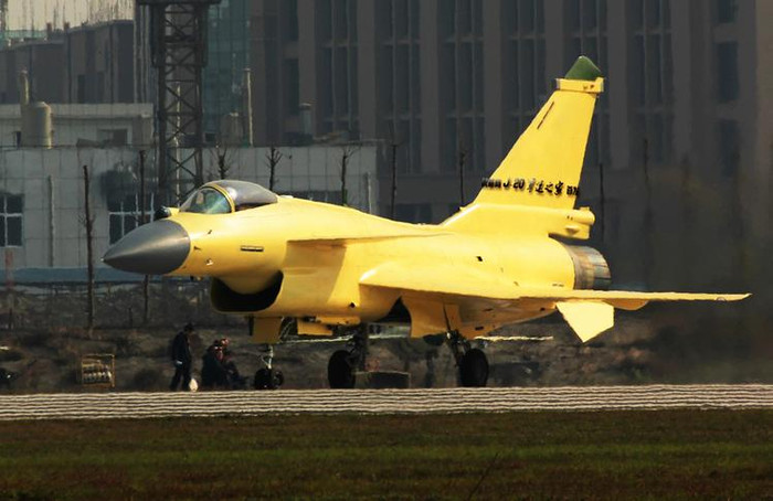 Máy bay chiến đấu J-10B (nguồn báo Hoàn Cầu, TQ) Máy bay chiến đấu J-10B (nguồn báo Hoàn Cầu, TQ)