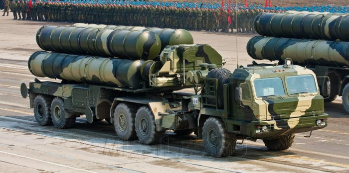 Hệ thống tên lửa phòng không S-400 do Nga chế tạo Hệ thống tên lửa phòng không S-400 do Nga chế tạo