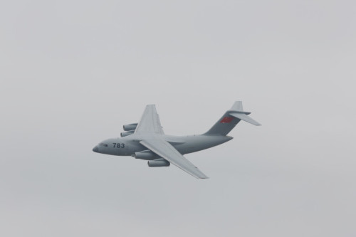 Máy bay vận tải hạng nặng Y-20 Trung Quốc tiến hành huấn luyện bay (nguồn mạng sina TQ)