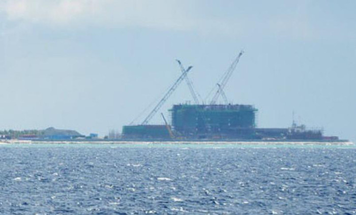 Trung Quốc đã đưa ra chiến lược xây dựng "cường quốc biển", năm 2014 họ cho các lực lượng vũ trang, bán vũ trang... triển khai vô số các hành động bất hợp pháp ở Biển Đông như hạ đặt bất hợp pháp giàn khoan Hải Dương Thạch Du 981 ở biển Việt Nam, xây dựng đảo nhân tạo bất hợp pháp một cách cực nhanh ở quần đảo Trường Sa của Việt Nam v.v...