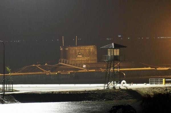 Tàu ngầm lớp Kilo Việt Nam đặt mua của Nga (nguồn mạng military.china.com) - những hình ảnh này không hiểu báo TQ khai thác từ đâu? Tàu ngầm lớp Kilo Việt Nam đặt mua của Nga (nguồn mạng military.china.com) - những hình ảnh này không hiểu báo TQ khai thác từ đâu?