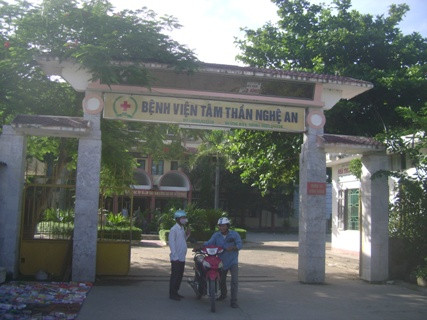 Nhiều nạn nhân của áp vong không những không tìm được mộ người thân mà còn mắc chứng rối loạn tâm thần