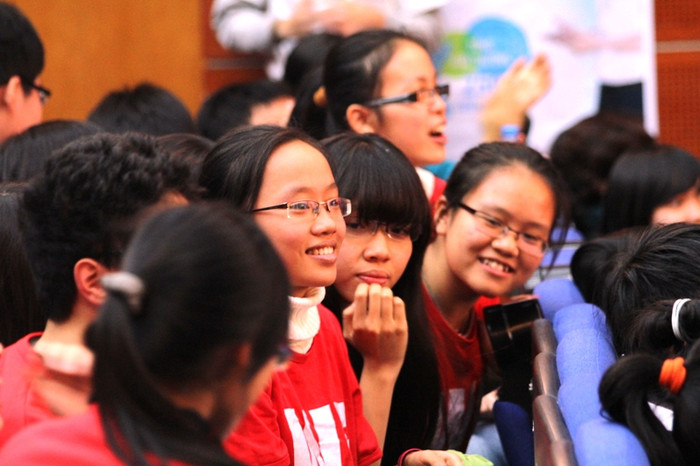 Hình ảnh ấn tượng vòng chung kết Cuộc thi Olympic tiếng Anh ảnh 11 Hình ảnh ấn tượng vòng chung kết Cuộc thi Olympic tiếng Anh ảnh 11